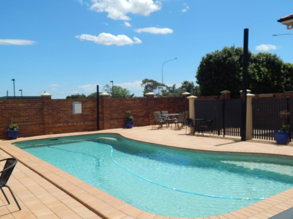 Cotswold Motor Inn Toowoomba Exterior photo